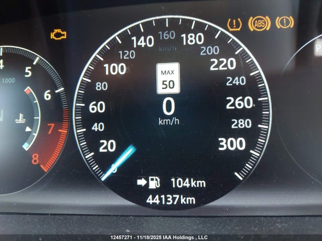 SAJXJ1CD3J8WA3699 Jaguar XJ