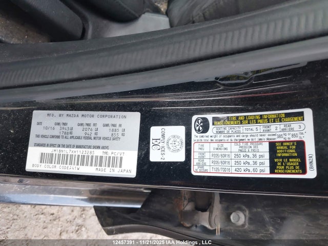 JM1BN1L7XH1123285 Mazda Mazda3 Gs