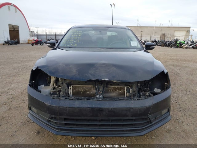 3VWB07AJ4FM336875 Volkswagen Jetta 1.8 Tsi Comfortline/1.8 Tsi Trendline+
