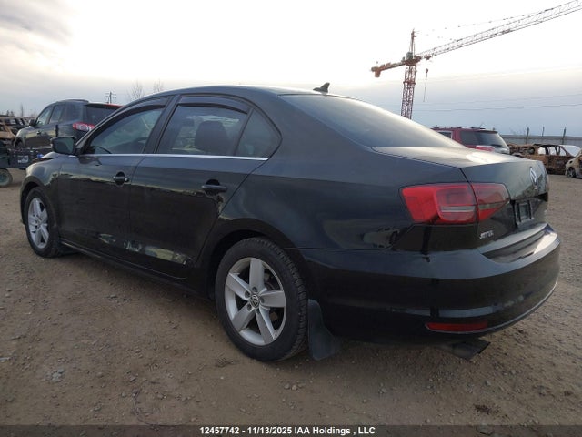 3VWB07AJ4FM336875 Volkswagen Jetta 1.8 Tsi Comfortline/1.8 Tsi Trendline+