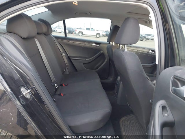 3VWB07AJ4FM336875 Volkswagen Jetta 1.8 Tsi Comfortline/1.8 Tsi Trendline+