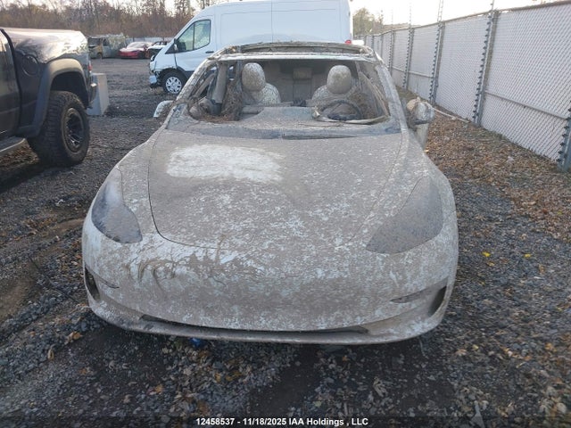 5YJ3E1EBXNF353059 Tesla MODEL 3