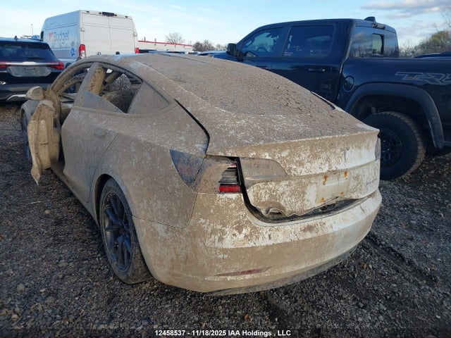 5YJ3E1EBXNF353059 Tesla MODEL 3