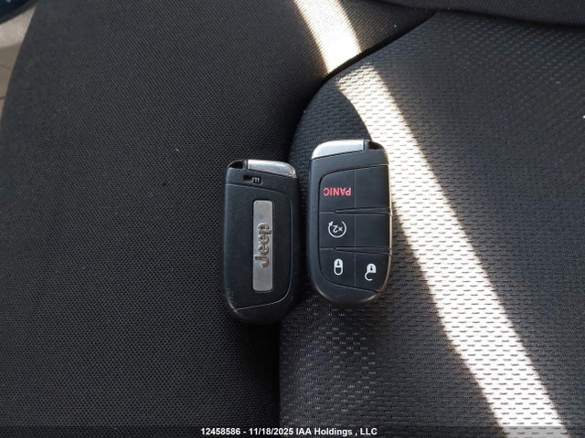 Jeep Renegade Latitude 2015 ZACCJBBT1FPC01275 Image 11