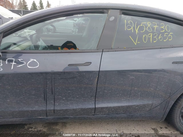 5YJ3E1EC8MF093655 Tesla MODEL 3