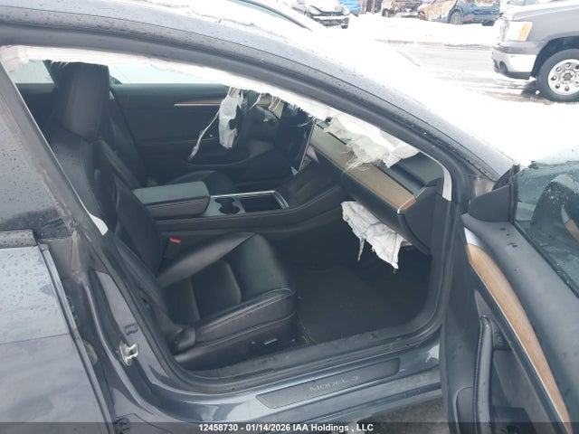 5YJ3E1EC8MF093655 Tesla MODEL 3