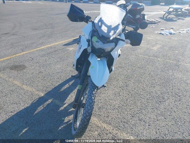 12458756 :رقم المزاد ، ML5KLEG1XRDA28077 vin ، 2024 Kawasaki Kl650 G مزاد بيع