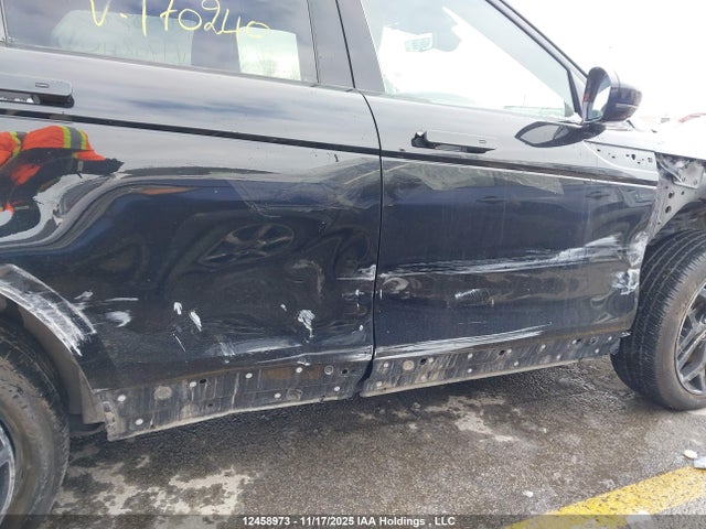 SALZW2FX2NH170240 Land Rover Range Rover Evoque P250 Bronze Collection