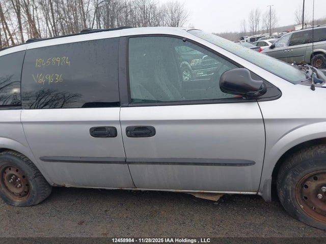 12458984 :رقم المزاد ، 1B4GP25R92B649636 vin ، 2002 Dodge Caravan Se مزاد بيع