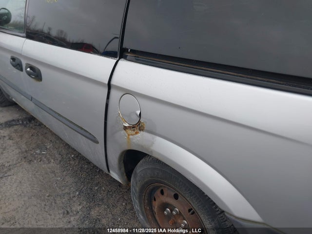 12458984 :رقم المزاد ، 1B4GP25R92B649636 vin ، 2002 Dodge Caravan Se مزاد بيع