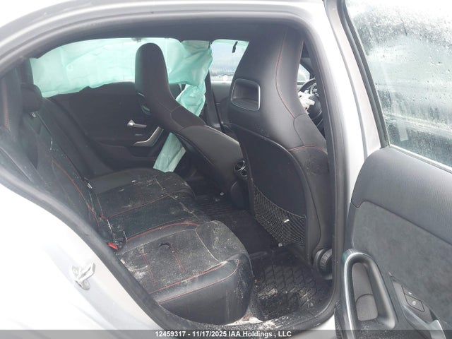 W1K3F4HB5LJ214771 Mercedes-Benz A 250 4matic