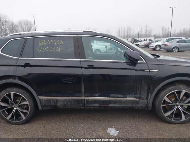 3VV4B7AX4NM053631 Volkswagen Tiguan Sel R-line