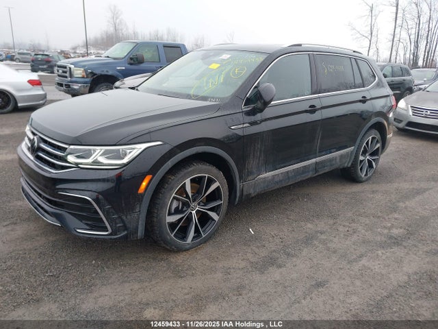 3VV4B7AX4NM053631 Volkswagen Tiguan Sel R-line