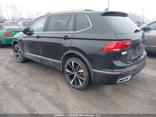 3VV4B7AX4NM053631 Volkswagen Tiguan Sel R-line