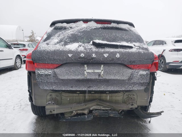 Volvo XC60 2022 LYV062RM1NB947607 Image 17