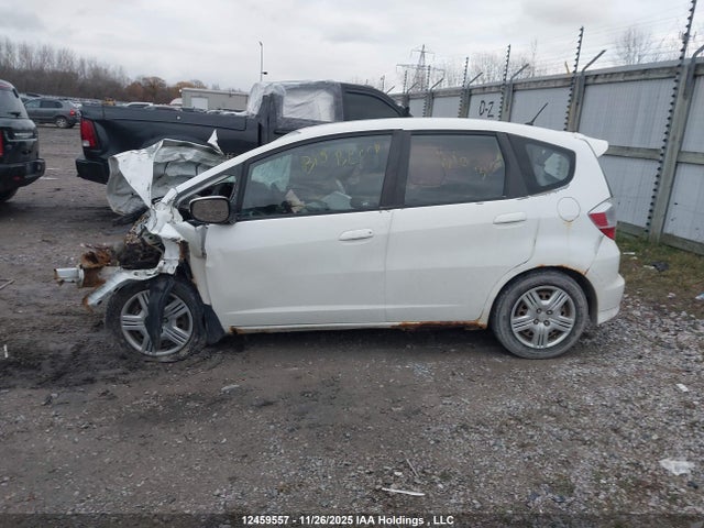 12459557 :رقم المزاد ، LUCGE8G55D3002956 vin ، 2013 Honda Fit Lx مزاد بيع