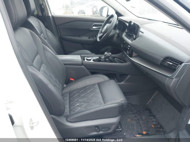 JN8BT3DD1PW319806 Nissan Rogue Platinum