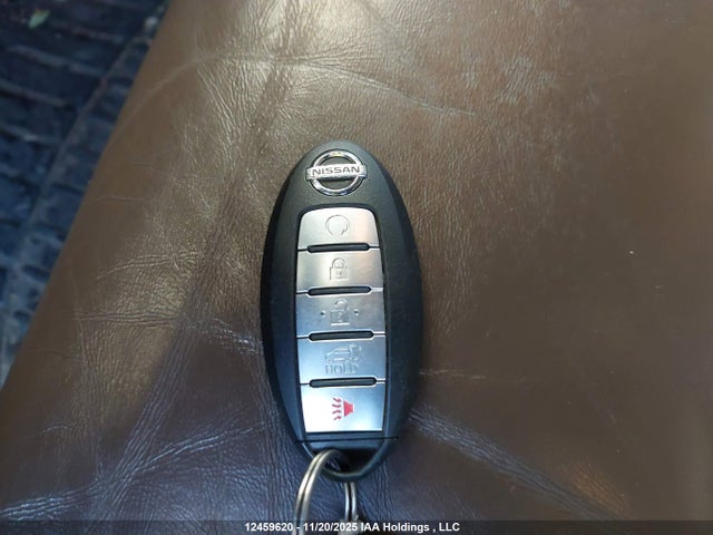 JN8AY2NE0J9735253 Nissan Armada Platinum