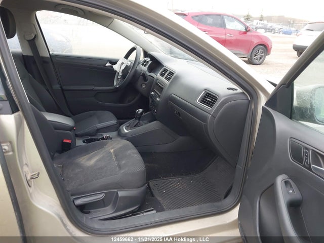 3VW2K7AJ4EM251494 Volkswagen JETTA S