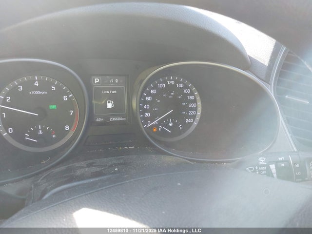 5XYZTDLB0JG521301 Hyundai SANTA FE SPORT