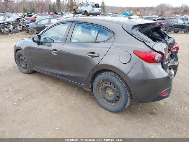 JM1BM1K78E1176602 Mazda Mazda3 Gx-sky