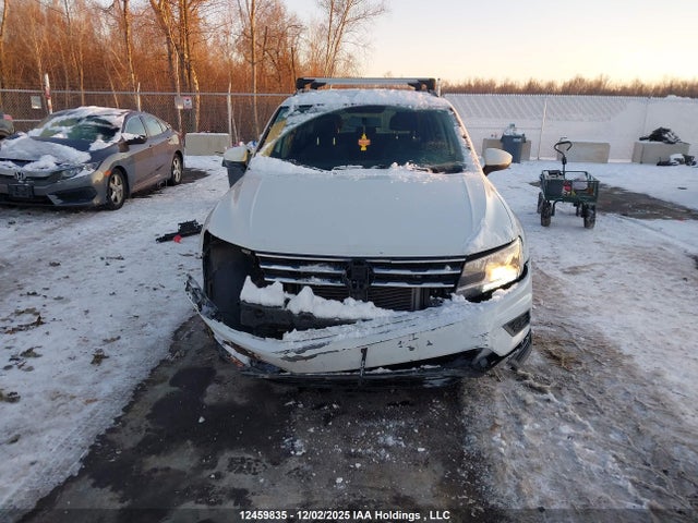 12459835 :رقم المزاد ، 3VV0B7AX5KM021068 vin ، 2019 Volkswagen Tiguan Trendline مزاد بيع