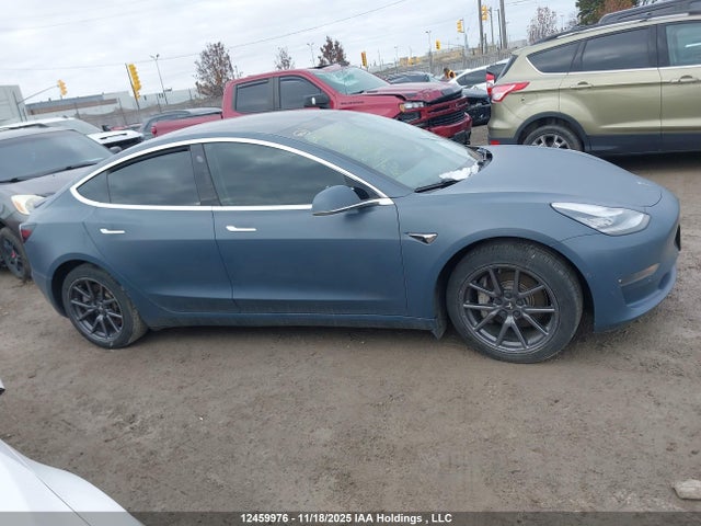 Продажа на аукционе авто 2020 Tesla Model 3, vin: 5YJ3E1EB9LF670523, номер лота: 12459976