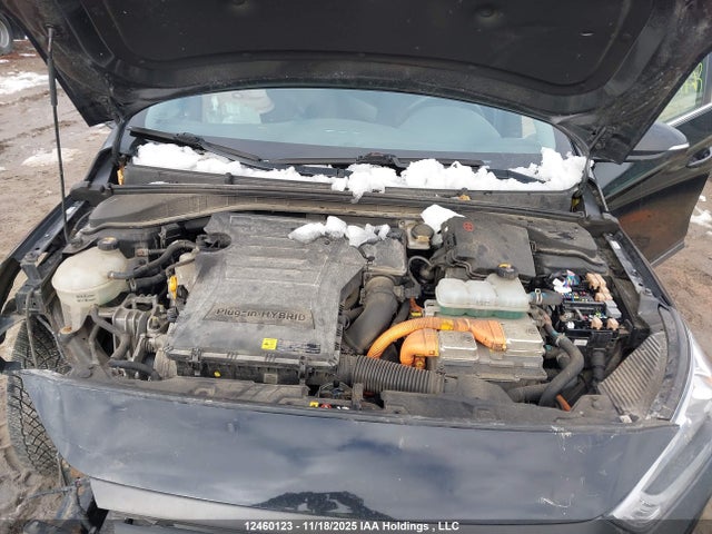 KMHC65LDXJU070120 Hyundai Ioniq Plug-in Hybrid Se