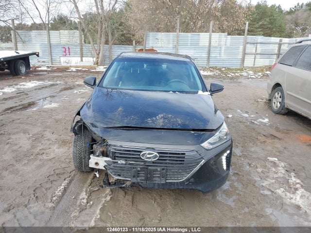 KMHC65LDXJU070120 Hyundai Ioniq Plug-in Hybrid Se
