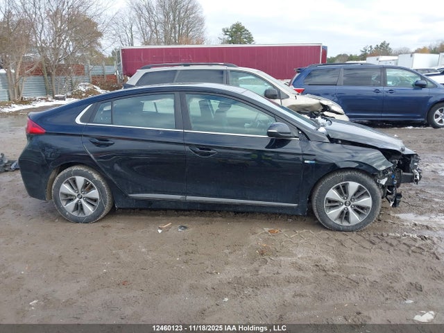 KMHC65LDXJU070120 Hyundai Ioniq Plug-in Hybrid Se