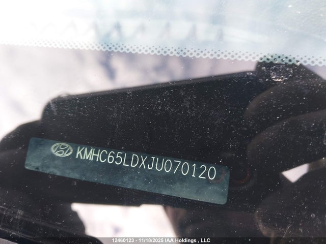 KMHC65LDXJU070120 Hyundai Ioniq Plug-in Hybrid Se
