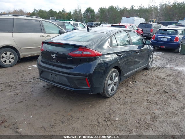 KMHC65LDXJU070120 Hyundai Ioniq Plug-in Hybrid Se