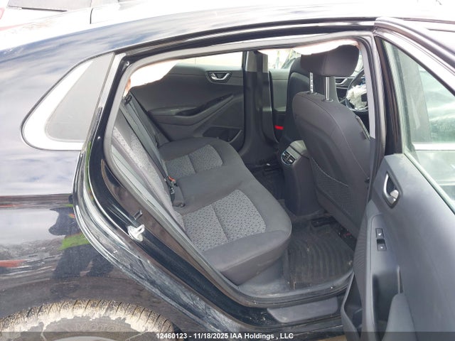 KMHC65LDXJU070120 Hyundai Ioniq Plug-in Hybrid Se