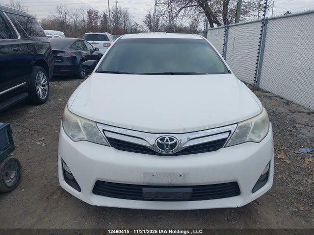 12460415 :رقم المزاد ، 4T1BF1FKXCU637072 vin ، 2012 Toyota Camry Se/le/xle مزاد بيع