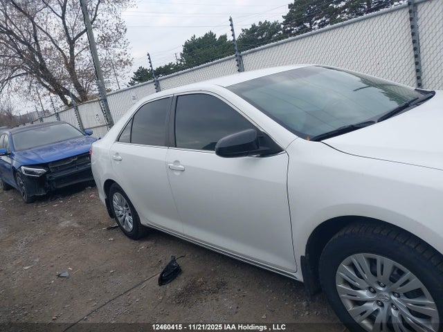 12460415 :رقم المزاد ، 4T1BF1FKXCU637072 vin ، 2012 Toyota Camry Se/le/xle مزاد بيع