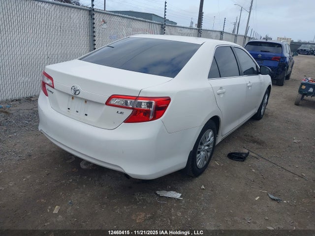 12460415 :رقم المزاد ، 4T1BF1FKXCU637072 vin ، 2012 Toyota Camry Se/le/xle مزاد بيع