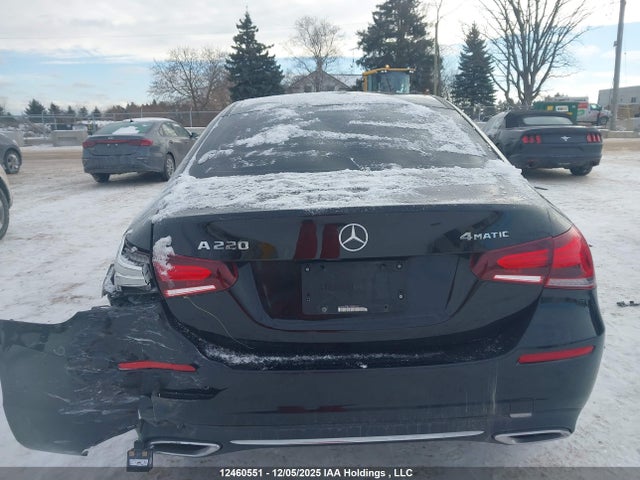 WDD3G4FBXLW040764 Mercedes-Benz A 220 4matic