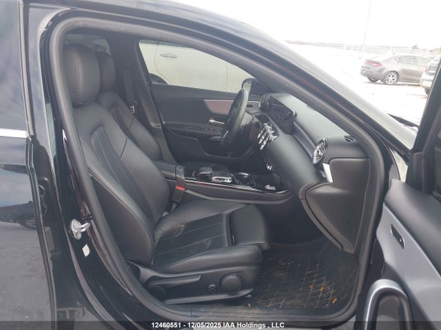 WDD3G4FBXLW040764 Mercedes-Benz A 220 4matic