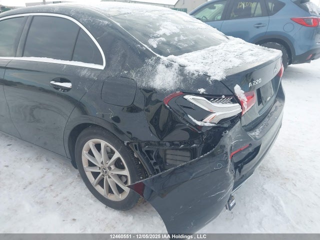 WDD3G4FBXLW040764 Mercedes-Benz A 220 4matic