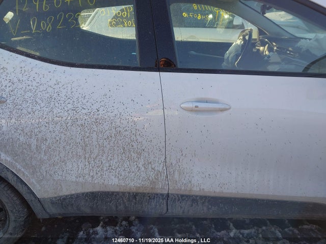 1G1FY6S01P4208239 Chevrolet Bolt Euv Lt