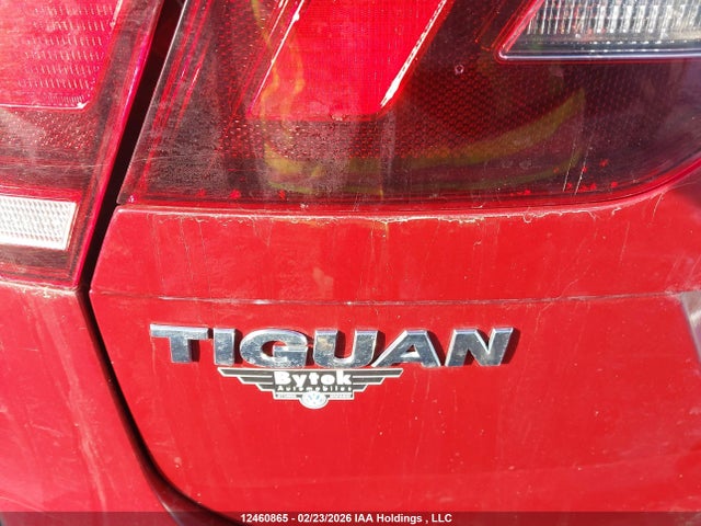 3VV0B7AX3JM152174 Volkswagen Tiguan Trendline