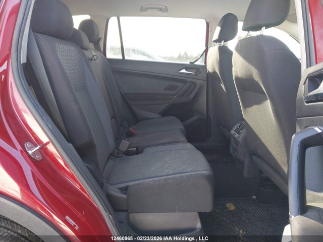 3VV0B7AX3JM152174 Volkswagen Tiguan Trendline