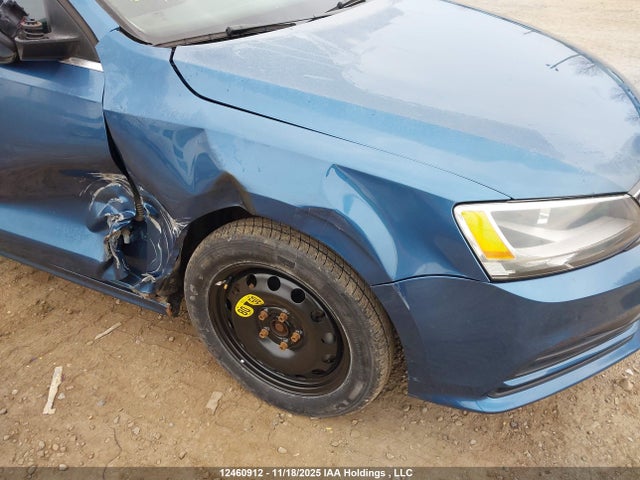 3VWD07AJ9FM300253 Volkswagen JETTA SE