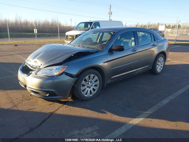 2013 Chrysler 200 Lx მანქანა იყიდება აუქციონზე, vin: 1C3CCBAB8DN515342, აუქციონის ნომერი: 12461005