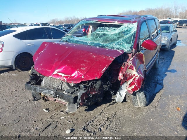 2C4RC1JG1GR133737 Chrysler Town &amp; Country Limited