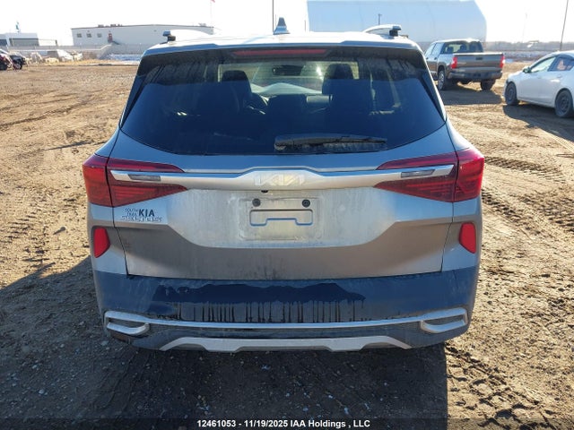 2023 Kia Seltos S მანქანა იყიდება აუქციონზე, vin: KNDEUCAA8P7457661, აუქციონის ნომერი: 12461053