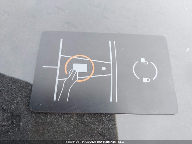 2025 Tesla Model 3 Long Range მანქანა იყიდება აუქციონზე, vin: 5YJ3E1EBXSF895953, აუქციონის ნომერი: 12461121