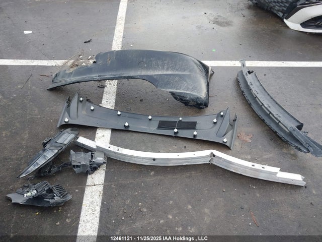 2025 Tesla Model 3 Long Range მანქანა იყიდება აუქციონზე, vin: 5YJ3E1EBXSF895953, აუქციონის ნომერი: 12461121
