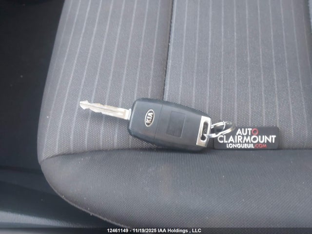 3KPFL4A72JE261661 KIA Forte