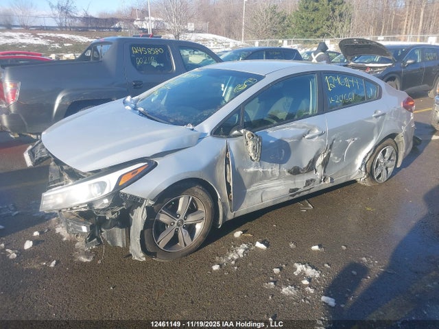 3KPFL4A72JE261661 KIA Forte